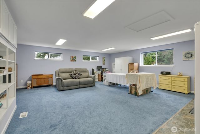 2727 108th Avenue E, Edgewood, WA 98372