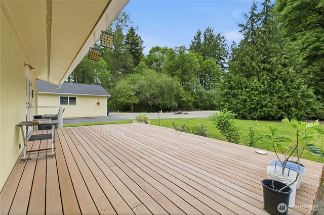 2727 108th Avenue E, Edgewood, WA 98372
