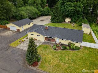 2727 108th Avenue E, Edgewood, WA 98372