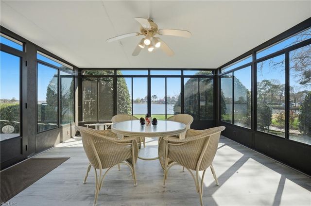 10 Canal DR, Poquoson, VA 23662