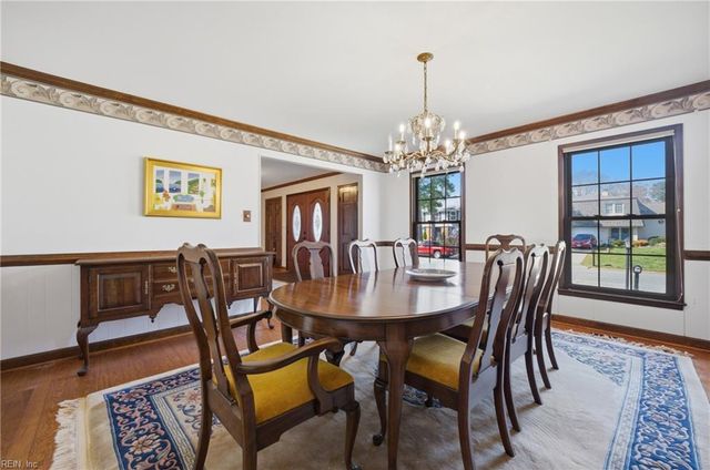 10 Canal DR, Poquoson, VA 23662