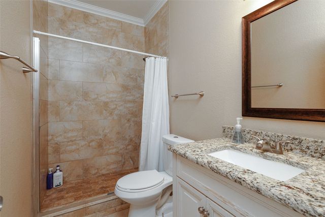 3014 Falls Drive, Dallas, TX 75211