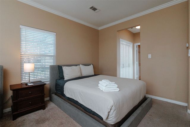 3014 Falls Drive, Dallas, TX 75211