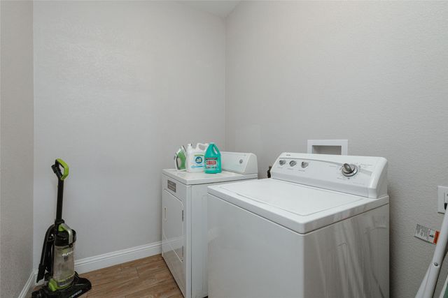 3014 Falls Drive, Dallas, TX 75211