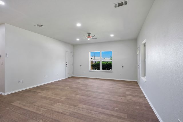 738 Carroll Lane, Lewisville, TX 75067