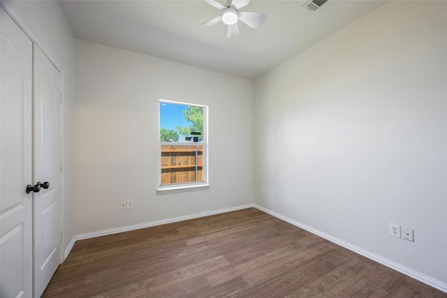 738 Carroll Lane, Lewisville, TX 75067