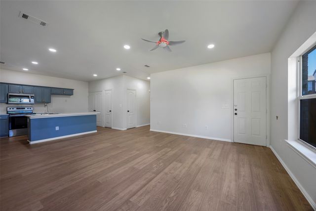 738 Carroll Lane, Lewisville, TX 75067