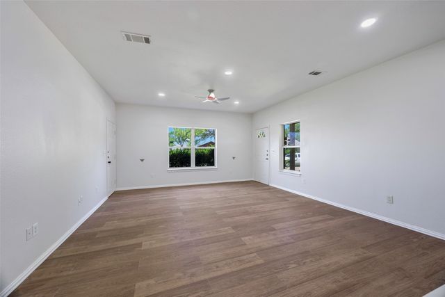 738 Carroll Lane, Lewisville, TX 75067