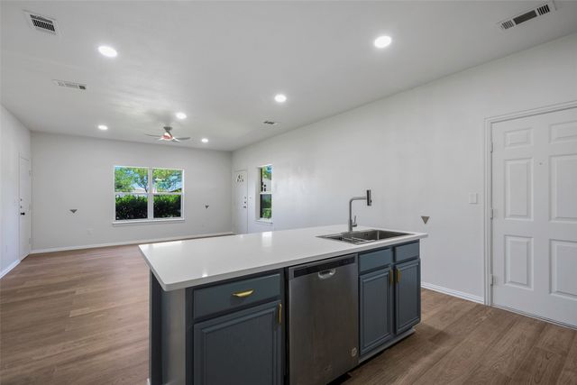 738 Carroll Lane, Lewisville, TX 75067