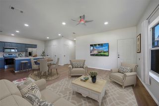 738 Carroll Lane, Lewisville, TX 75067