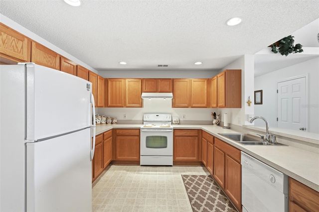 516 GLEN HAVEN DRIVE, Deltona, FL 32738
