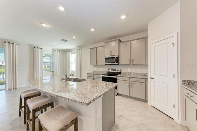 3677 TURNING TIDES TERRACE, Bradenton, FL 34208