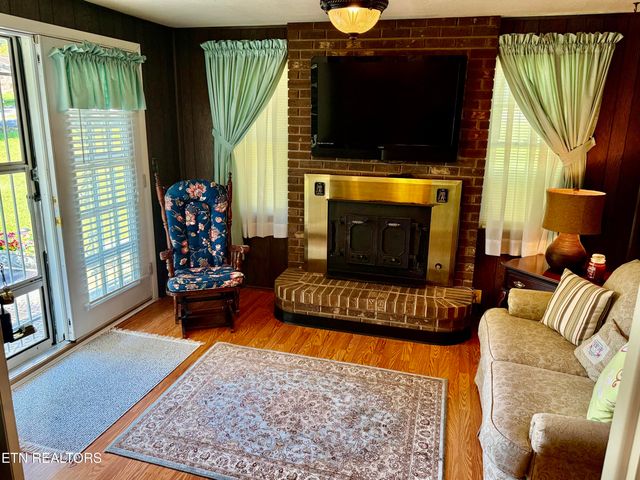 308 MIMOSA St, Tazewell, TN 37879