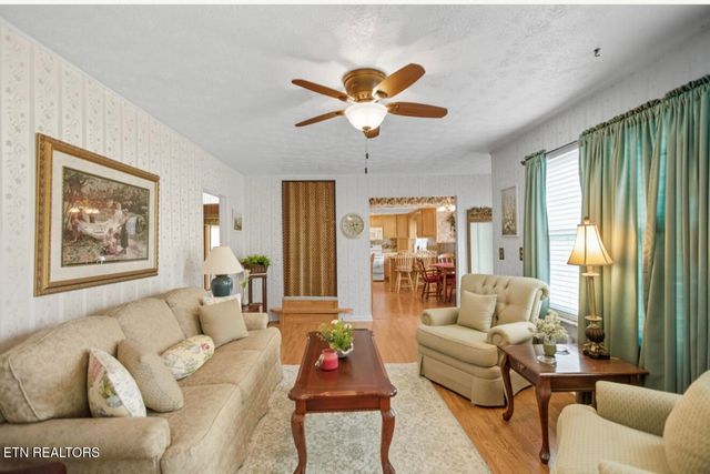 308 MIMOSA St, Tazewell, TN 37879