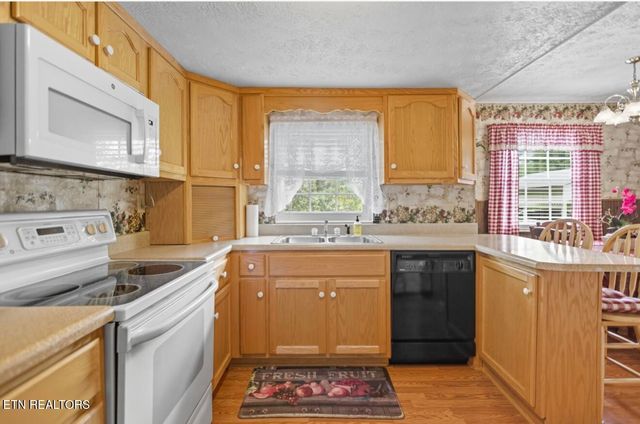 308 MIMOSA St, Tazewell, TN 37879