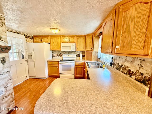 308 MIMOSA St, Tazewell, TN 37879