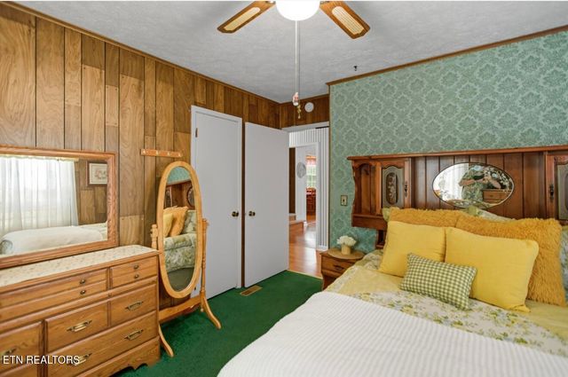308 MIMOSA St, Tazewell, TN 37879