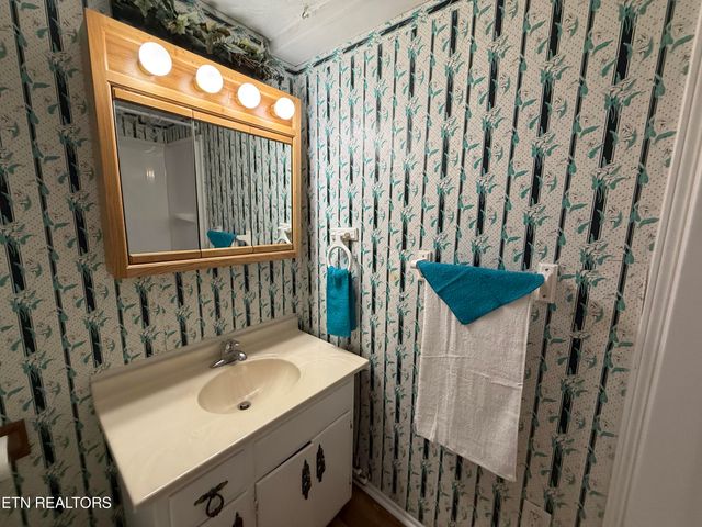 308 MIMOSA St, Tazewell, TN 37879