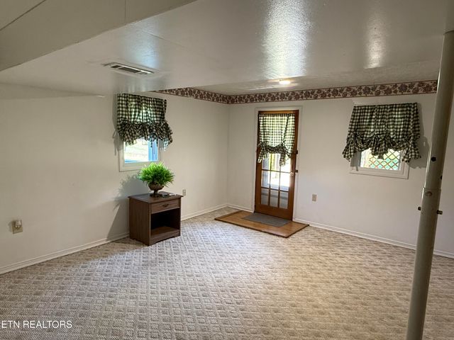 308 MIMOSA St, Tazewell, TN 37879