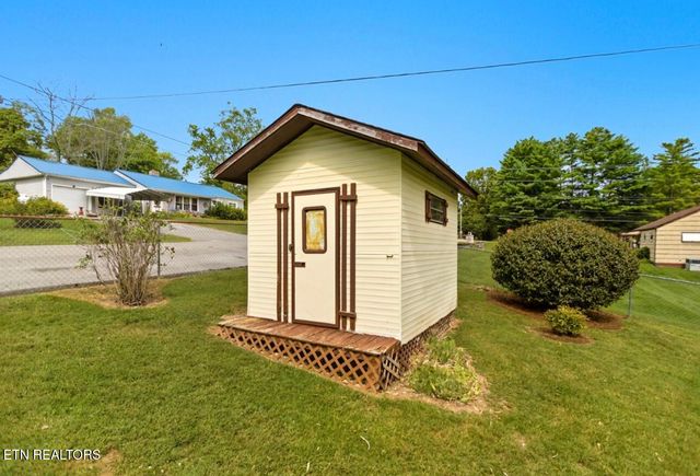 308 MIMOSA St, Tazewell, TN 37879