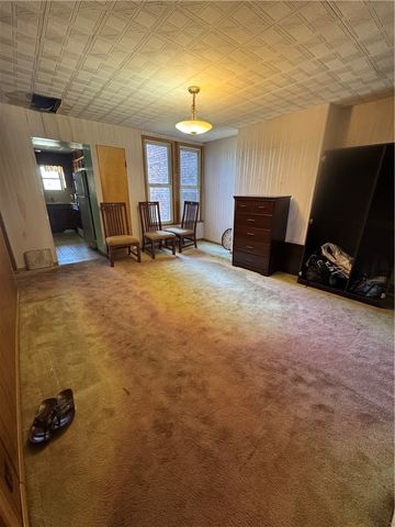 613 E 9th Ave, Munhall, PA 15120