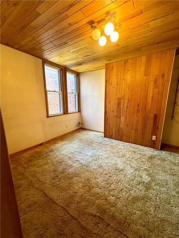 613 E 9th Ave, Munhall, PA 15120