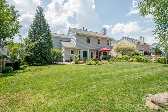 9301 Hanworth Trace Drive, Charlotte, NC 28277