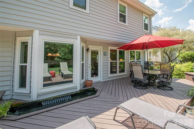 9301 Hanworth Trace Drive, Charlotte, NC 28277