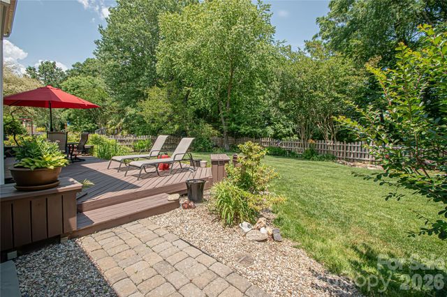 9301 Hanworth Trace Drive, Charlotte, NC 28277