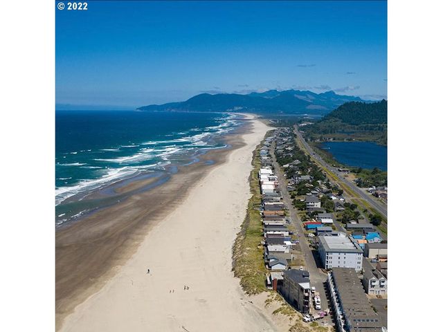 Pacific View Dr 81, Rockaway Beach, OR 97136
