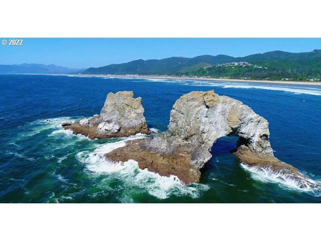 Pacific View Dr 81, Rockaway Beach, OR 97136