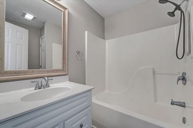 33 Ables Lane, Fayetteville, TN 37334