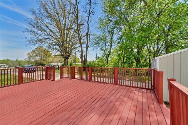 33 Ables Lane, Fayetteville, TN 37334