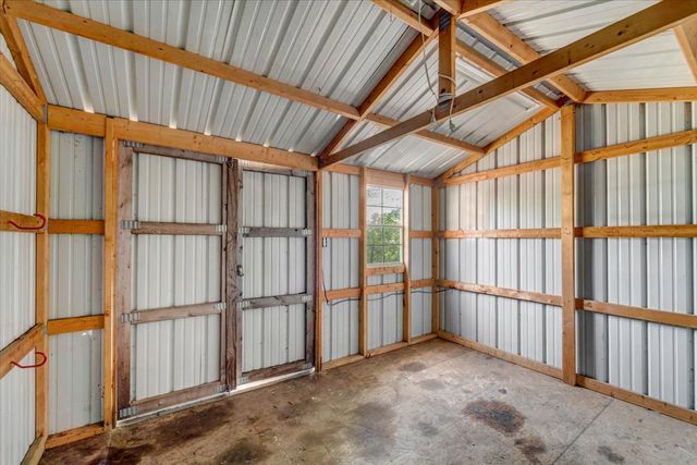 33 Ables Lane, Fayetteville, TN 37334