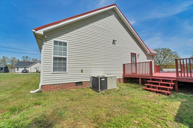 33 Ables Lane, Fayetteville, TN 37334