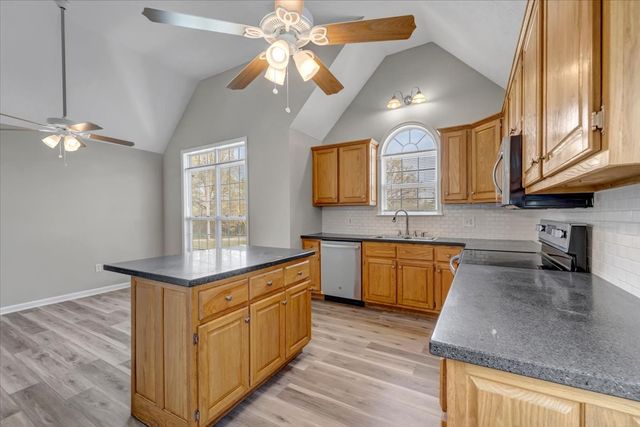 33 Ables Lane, Fayetteville, TN 37334