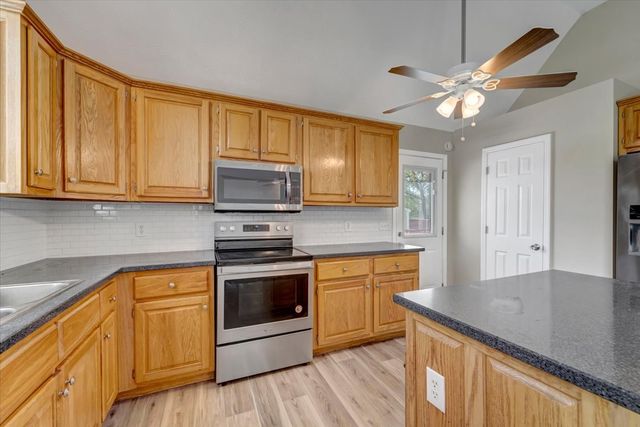 33 Ables Lane, Fayetteville, TN 37334