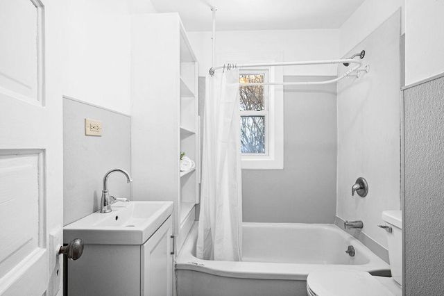 727 W 1st Street, Duluth, MN 55806