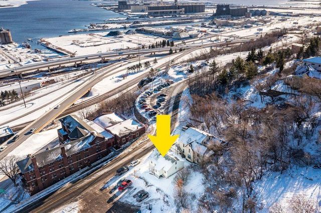 727 W 1st Street, Duluth, MN 55806