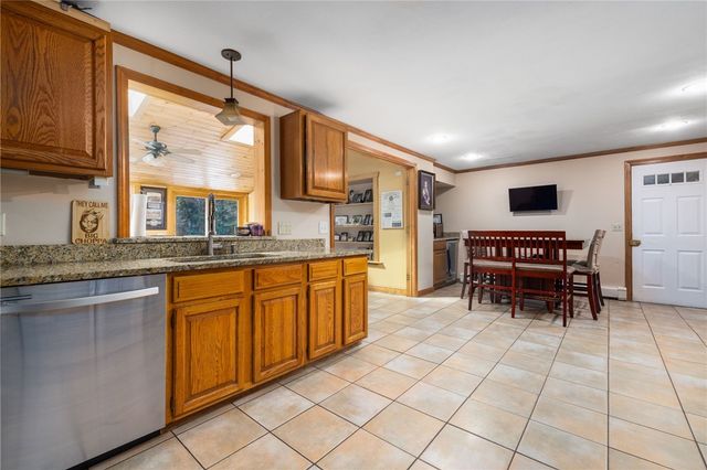 11 Birchwood Lane, Coventry, RI 02816