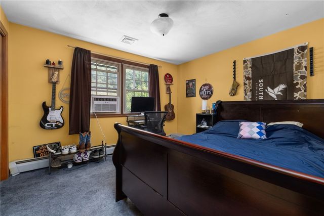 11 Birchwood Lane, Coventry, RI 02816
