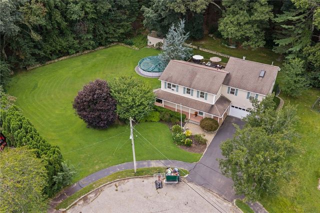 11 Birchwood Lane, Coventry, RI 02816