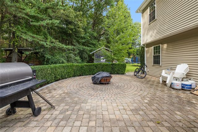 11 Birchwood Lane, Coventry, RI 02816