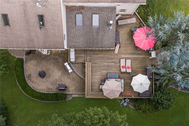 11 Birchwood Lane, Coventry, RI 02816