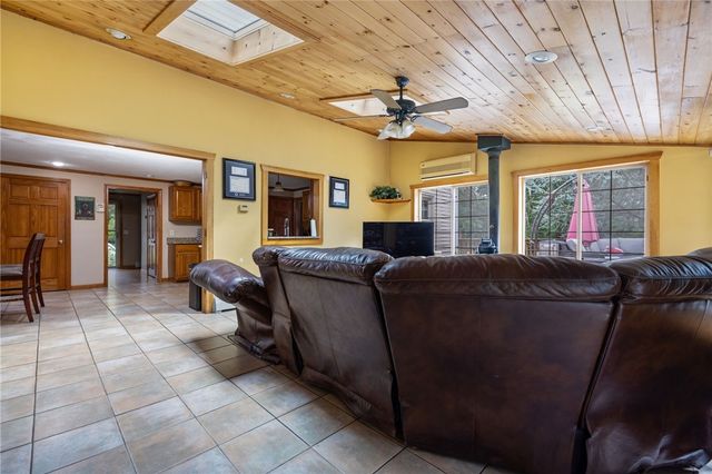 11 Birchwood Lane, Coventry, RI 02816