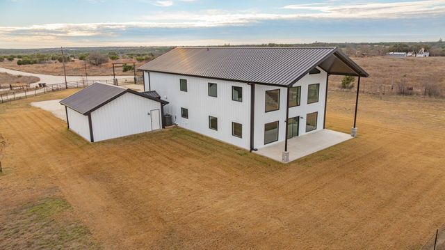 2320 Pr 2901, Hamilton, TX 76531