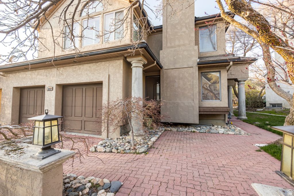 2249 E GAMBEL OAK DR, Sandy, UT 84092 — photo 2