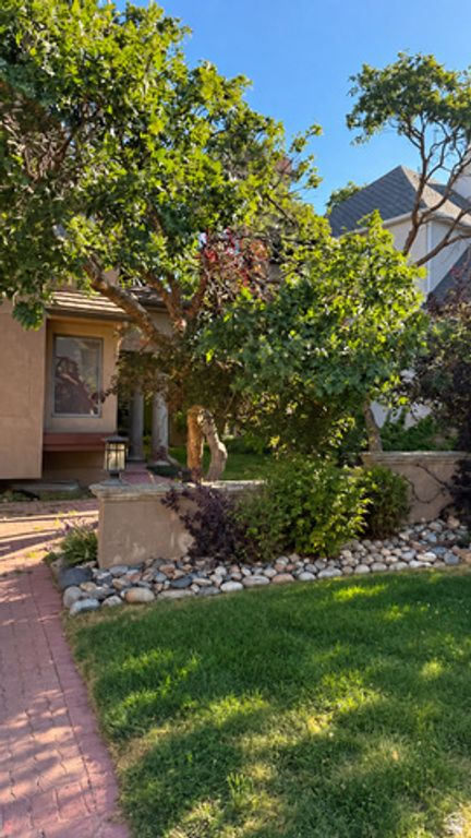 2249 E GAMBEL OAK DR, Sandy, UT 84092 — photo 4