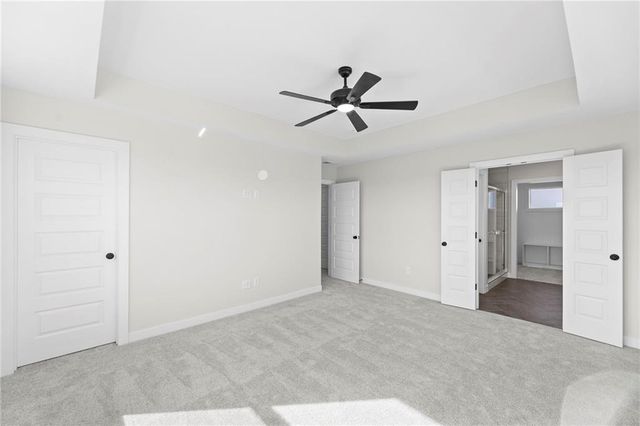 18637 W 193rd Street, Spring Hill, KS 66083