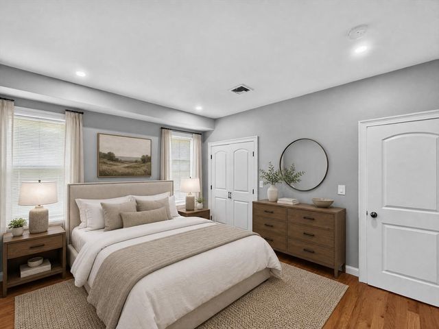 295 Billings Rd 1, Quincy, MA 02170